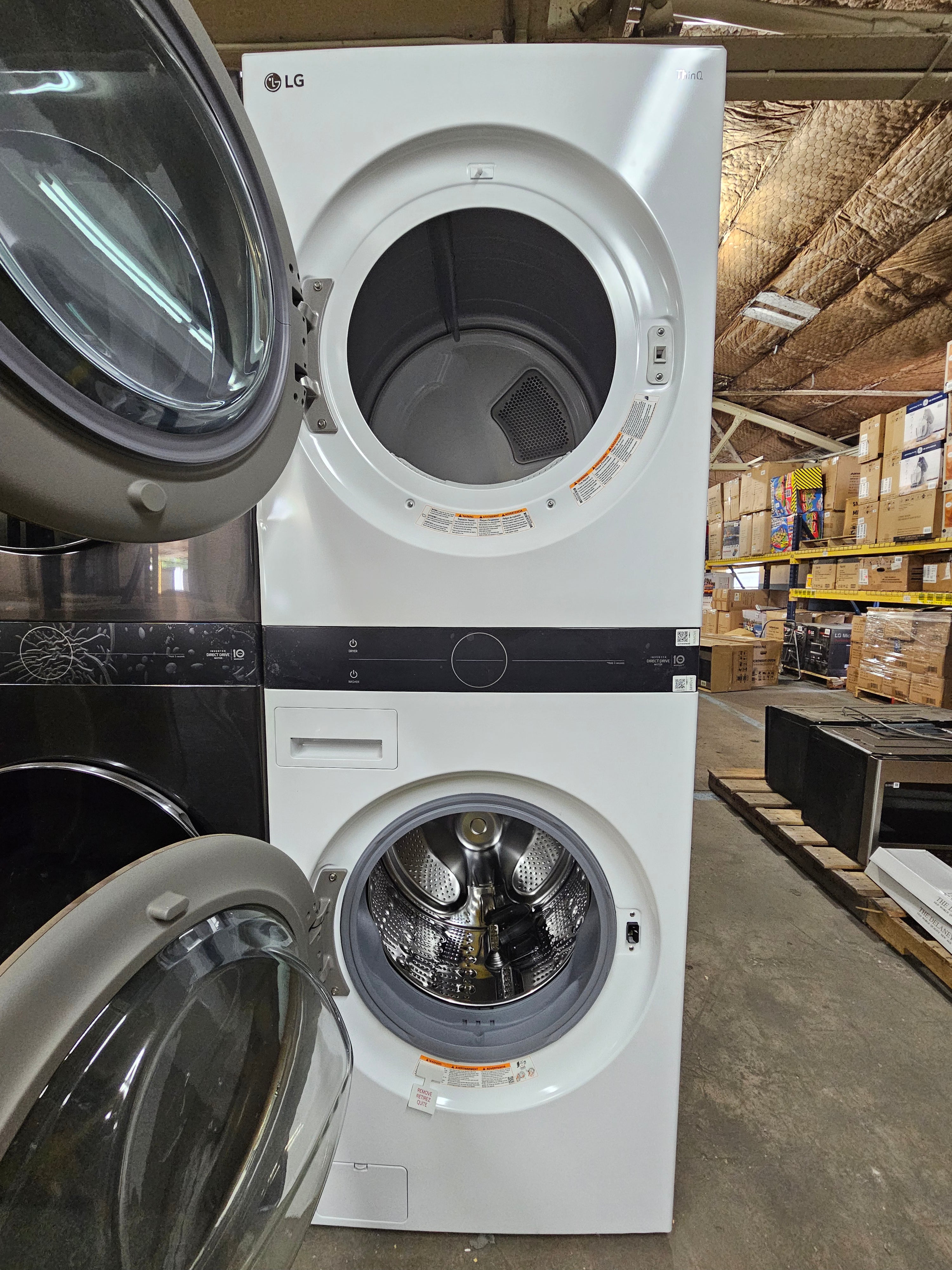 LG Washtower Stacked SMART Laundry Center 4.5 Cu.Ft. Front Load Washer & 7.4 Cu.Ft. Electric Dryer in White w/ Steam